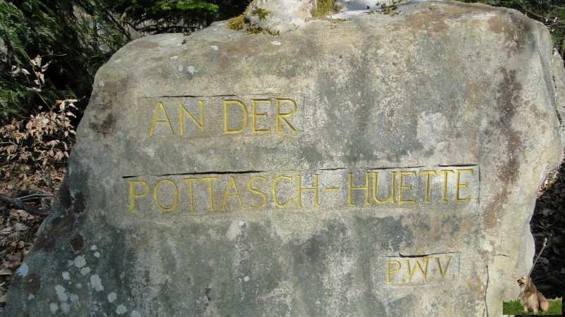 Ritterstein Nr. 261-1 An der Pottasch-Huette.JPG - Ritterstein Nr.261 An der Pottasch-Huette